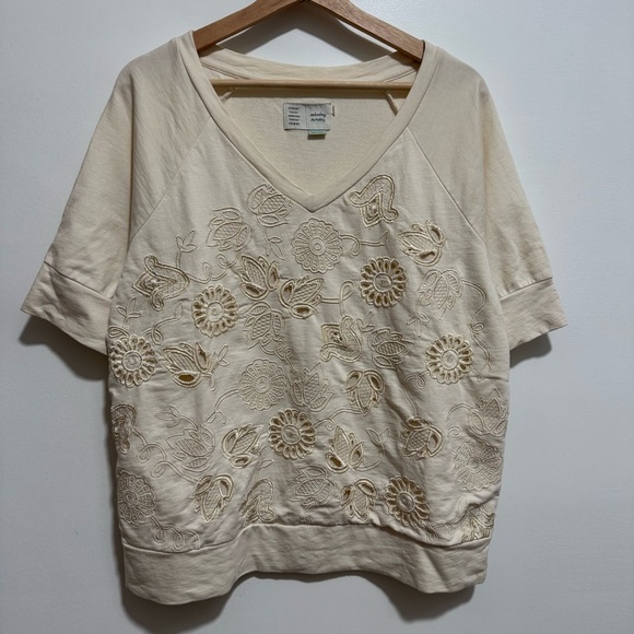 Saturday Sunday Anthropologie Posies Embroidered Floral Artsy Sweatshirt Medium - Picture 2 of 13